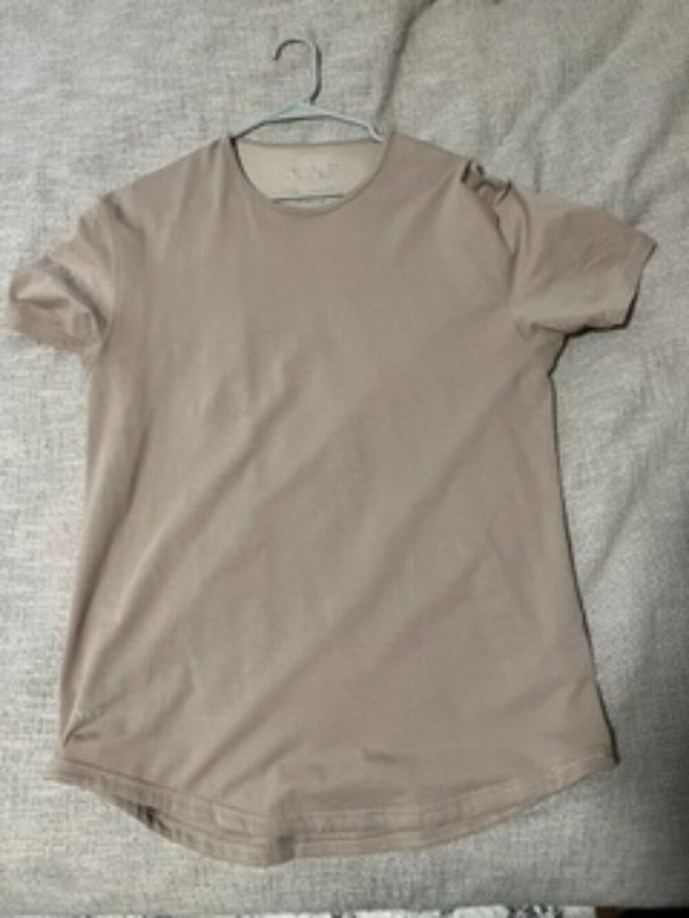 BYLT Basics Size L Drop Cut T
